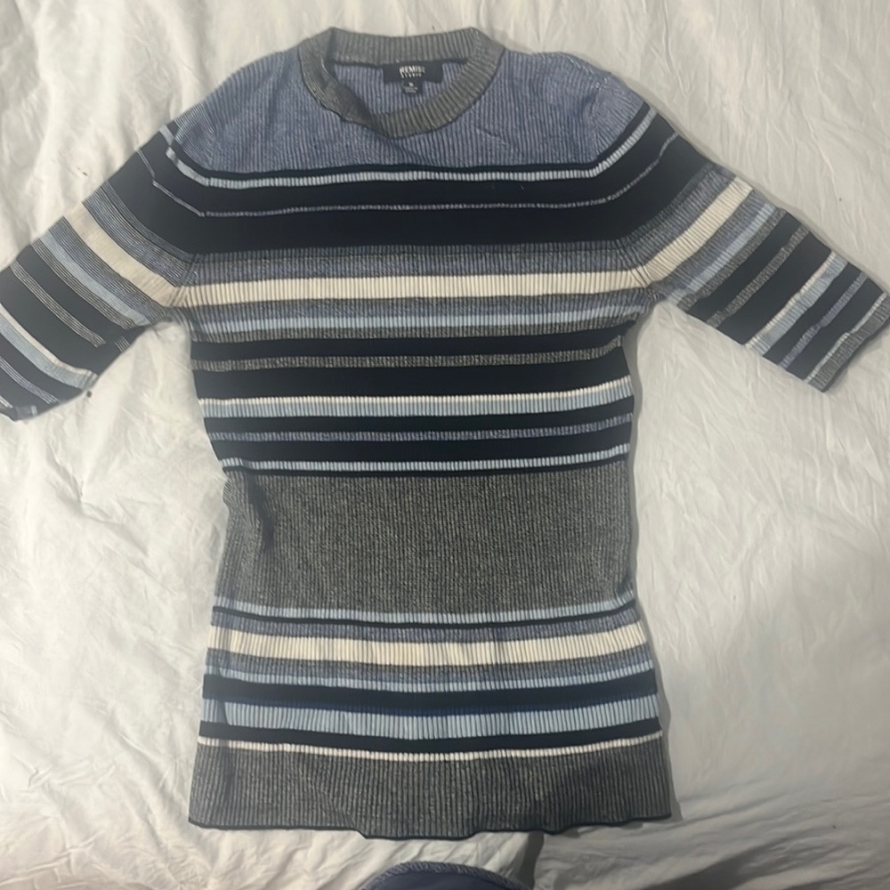 Striped short sleeve lightweight sweater